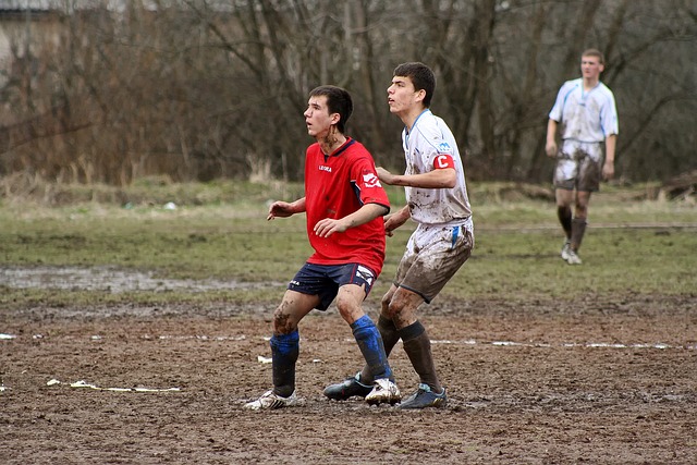 足球发展产 足球发展产